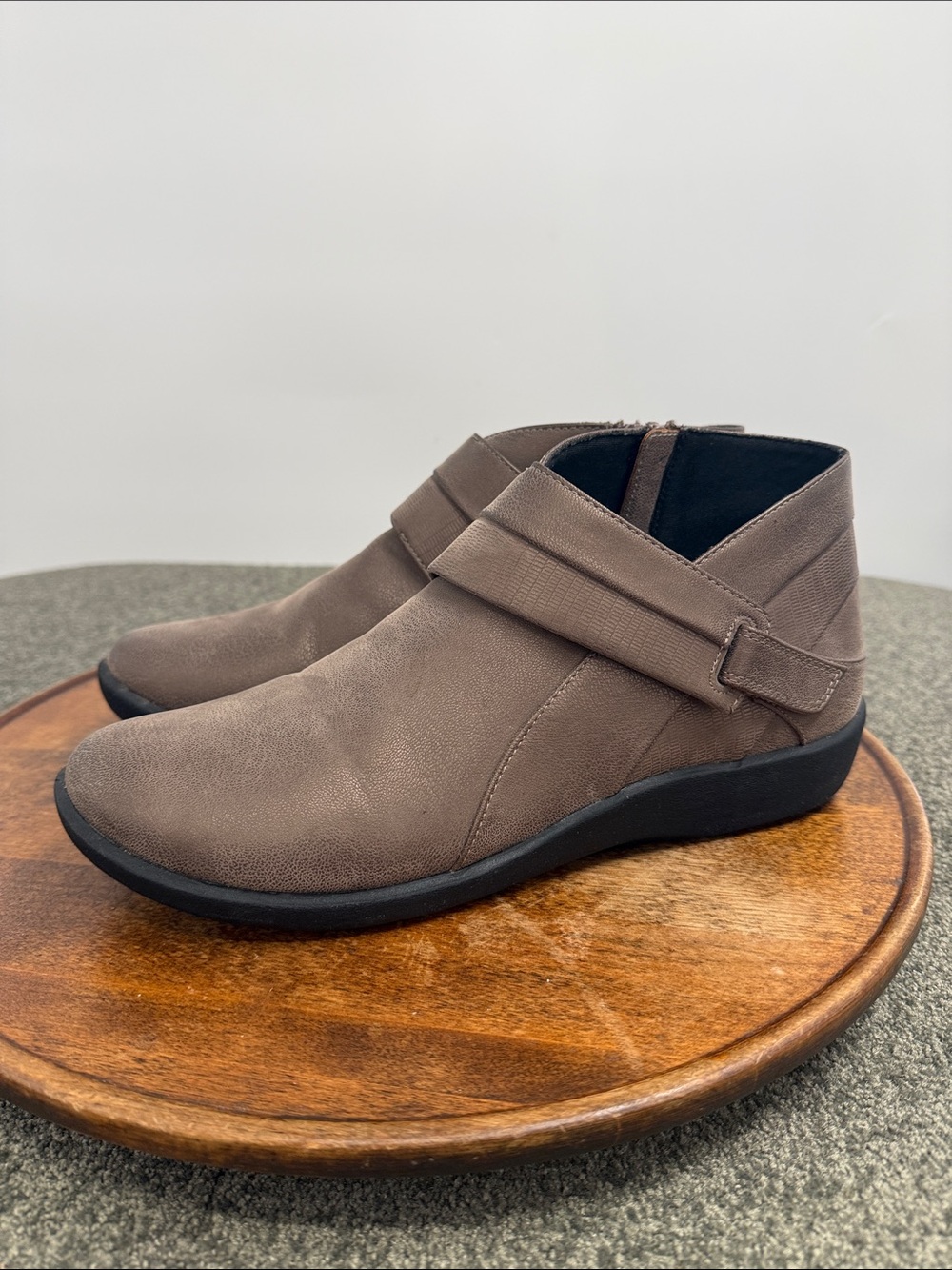 Clarks Cloudsteppers Boots Wm 12 M Brown Ankle Side Zip Comfort Casual Booties